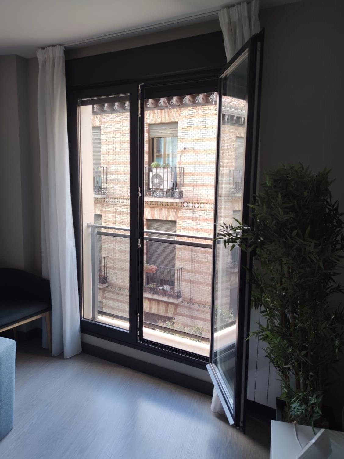 Eh - Apartamentos Heroismo サラゴサ エクステリア 写真